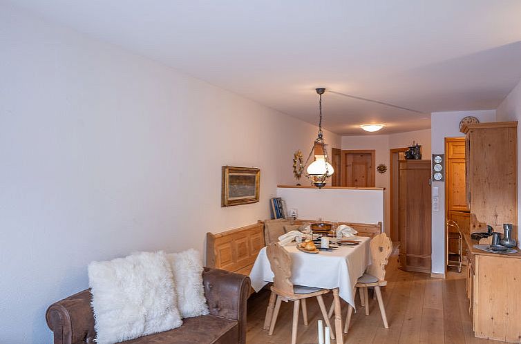 Appartement Chesa Narcissa F4