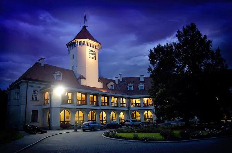 Hotel Zamek Pułtusk Dom Polonii