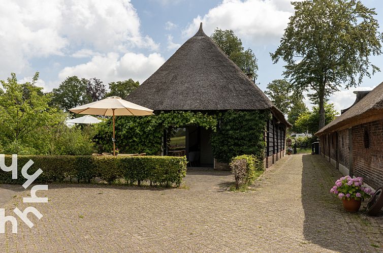 Sfeervol 3 persoons geschakelde woning aan de rand van