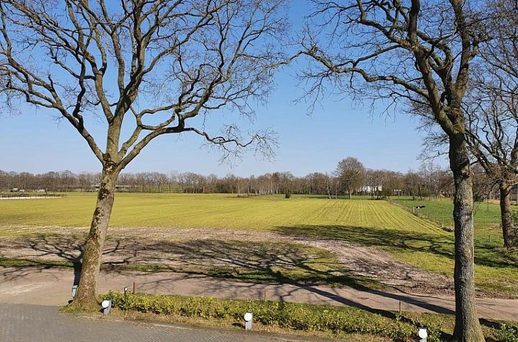 Vrijstaand / landelijk appartement de Wijk