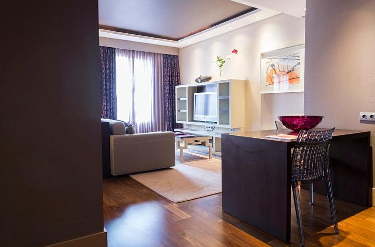 Nexus Valladolid Suites & Hotel