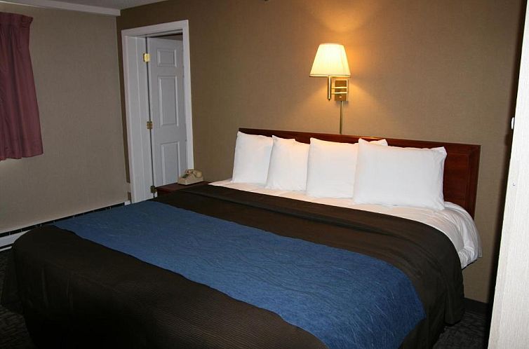 Bangor Inn & Suites