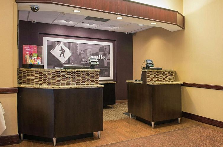 Hampton Inn & Suites Tampa-North