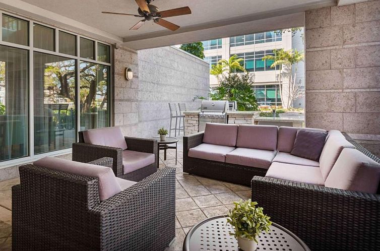 Homewood Suites by Hilton Tampa Airport - Westshore