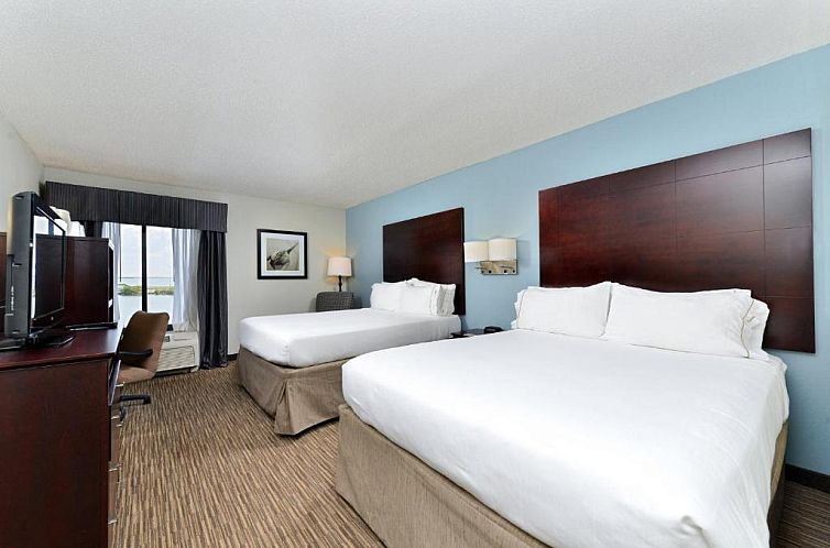 Holiday Inn Express Hotel & Suites Tampa-Rocky Point Island,