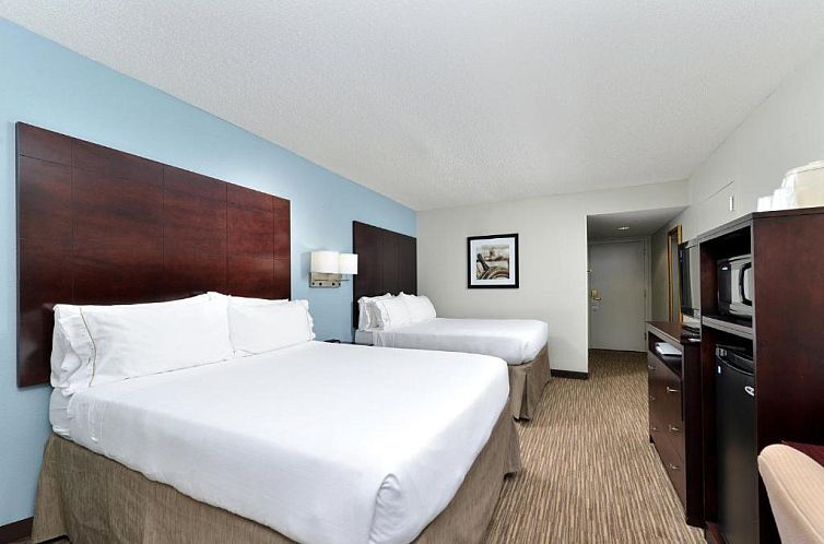 Holiday Inn Express Hotel & Suites Tampa-Rocky Point Island,