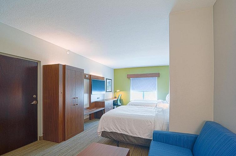 Holiday Inn Express Hotel & Suites Tampa-USF-Busch Gardens, 