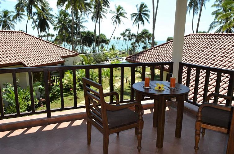 Lanka Beach Bungalows