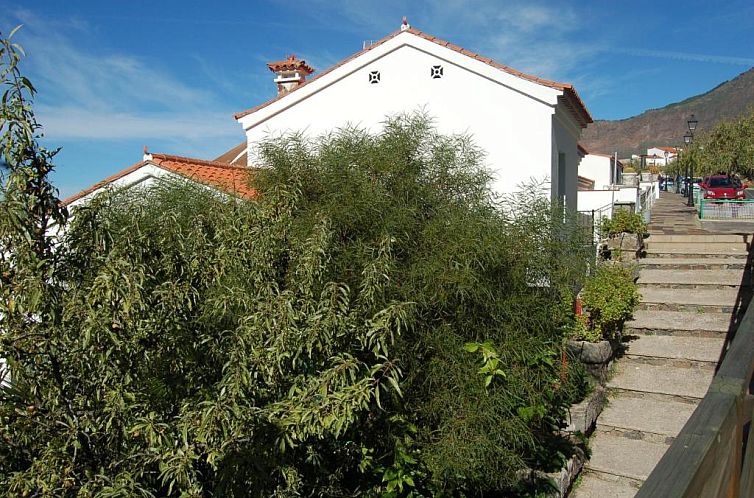 Alojamientos el Almendro