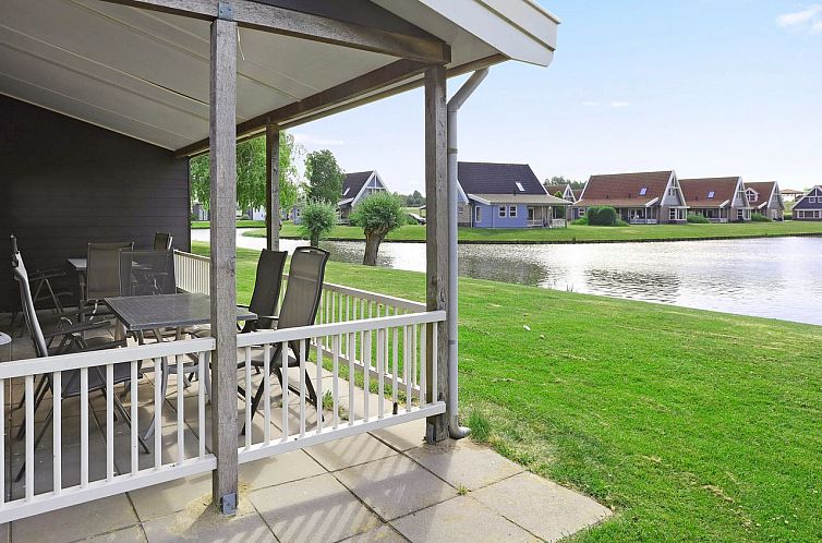 Waterparc Veluwemeer | 10-persoons villa | 10F2