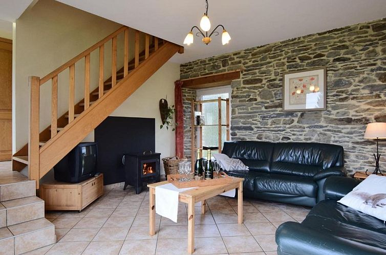 Comfortable Cottage in Neufmoulin with Meadow View