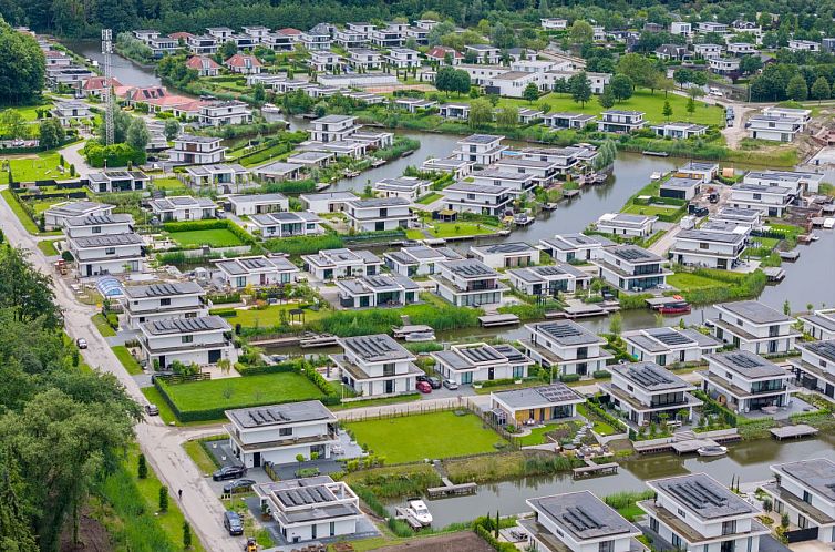 Vrijstaande woning in Flevoland, Nederland