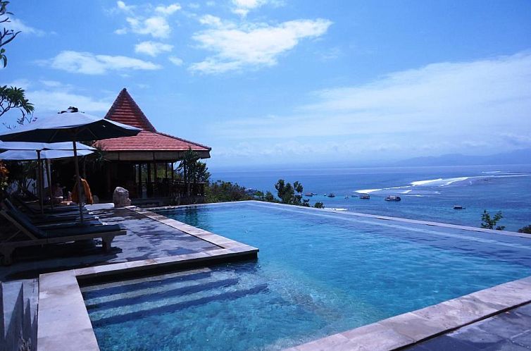 Lembongan Cliff Villas