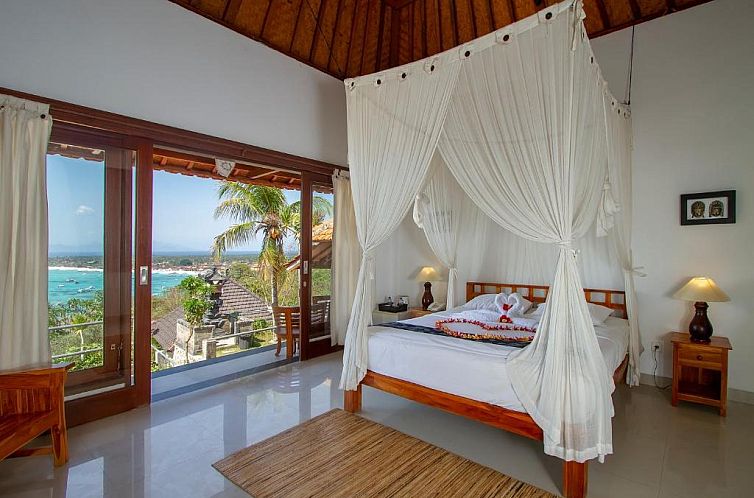 Lembongan Cliff Villas