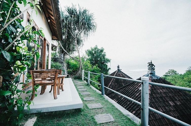 Lembongan Cliff Villas