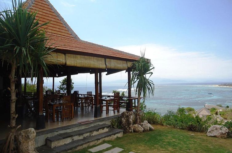 Lembongan Cliff Villas