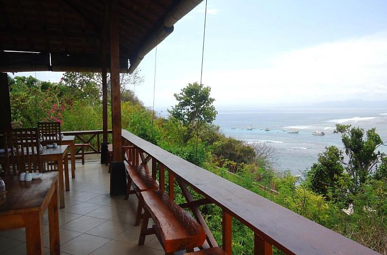 Lembongan Cliff Villas