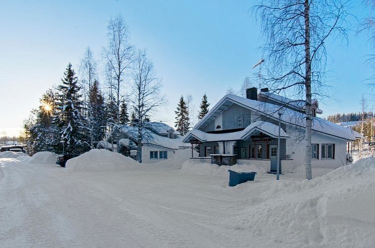 Vakantiehuis Hallantytär b3 paritalo inc. 2 ski ticke