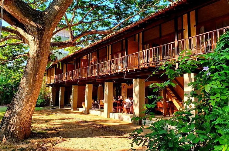 Dunes Unawatuna Hotel