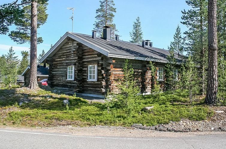 Vakantiehuis Lomaylläs a 13 / hotellintie 1 a