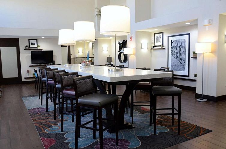 Hampton Inn & Suites Chicago Southland-Matteson