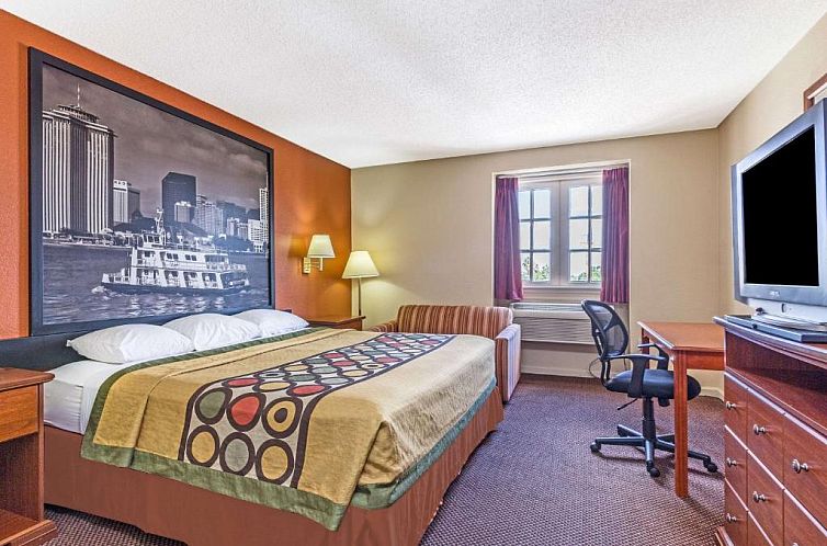 Super 8 by Wyndham New Orleans