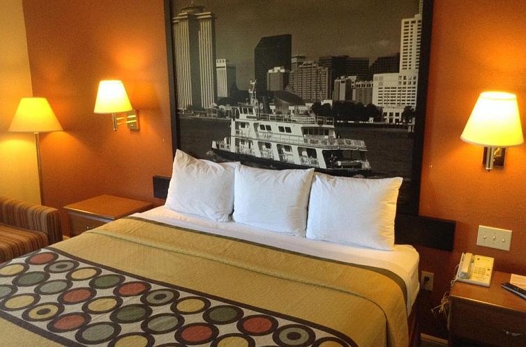 Super 8 by Wyndham New Orleans