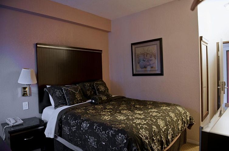 Harborview Inn & Suites-Convention Center-Airport-Gaslamp-Se