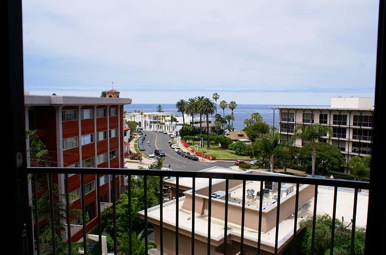 Inn by the Sea, at La Jolla