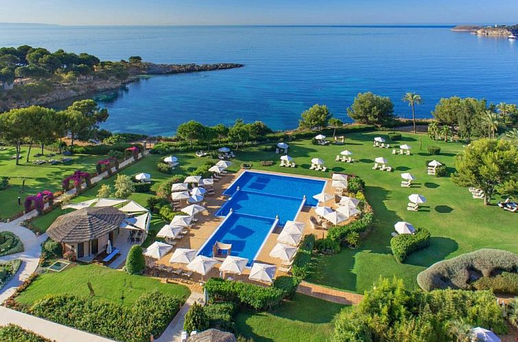 The St. Regis Mardavall Mallorca Resort