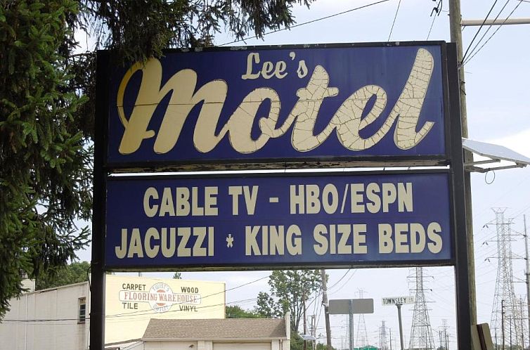 Lees Motel