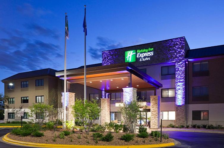 Holiday Inn Express Hotel & Suites Minneapolis-Golden Valley