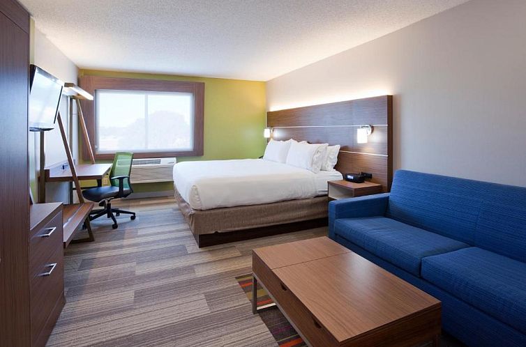 Holiday Inn Express Hotel & Suites Minneapolis-Golden Valley