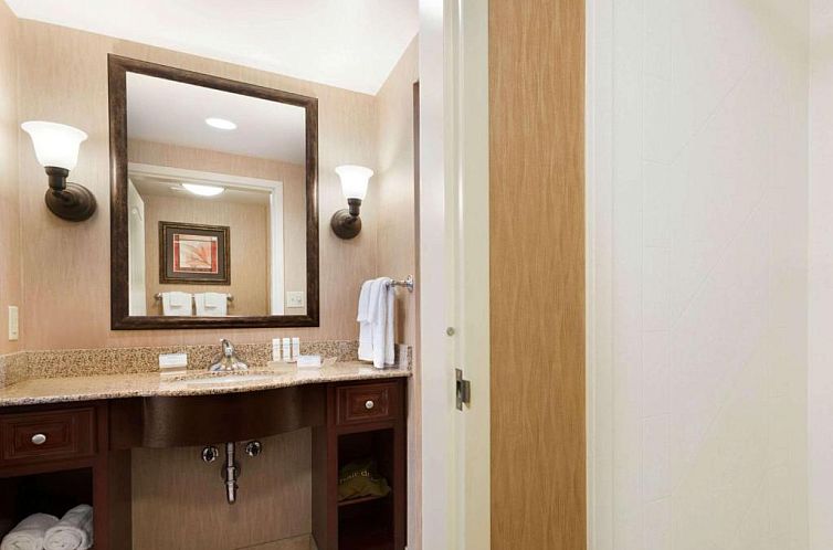 Homewood Suites by Hilton Minneapolis - Saint Louis Park at 