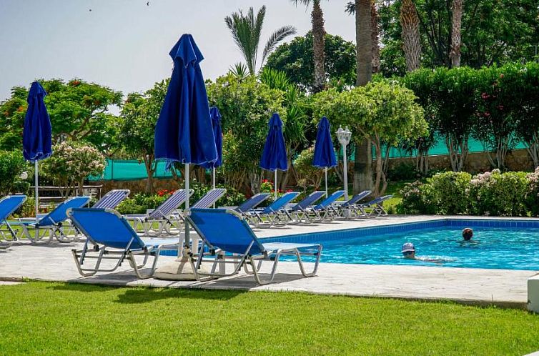 Rododafni Beach Apartments