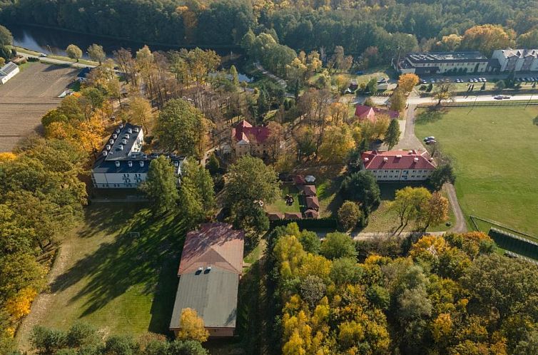 Hotel w Dobieszkowie