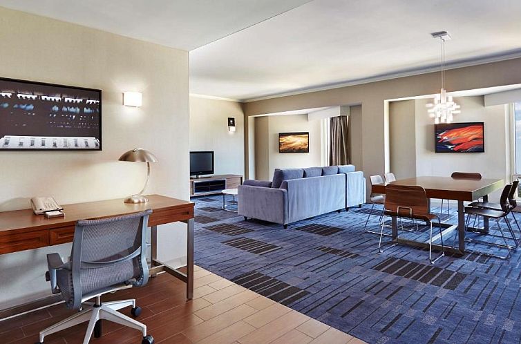 Hilton Newark Airport