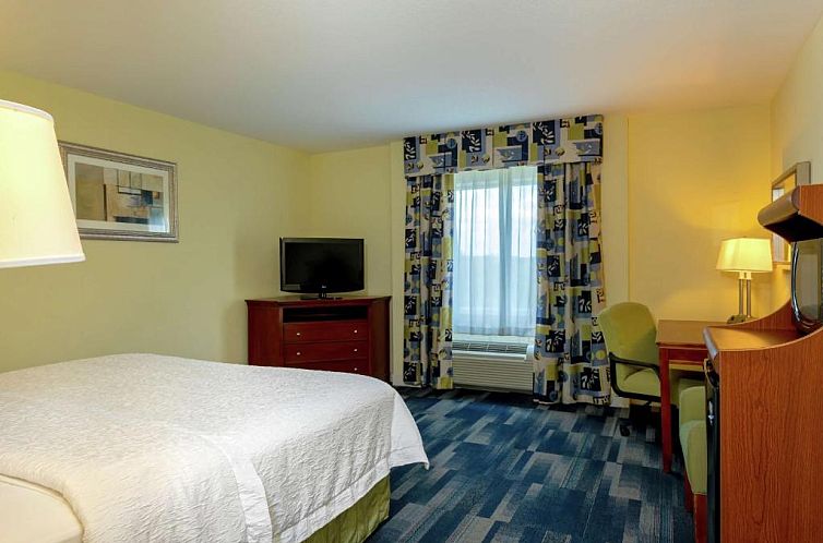 Hampton Inn & Suites - Fort Pierce