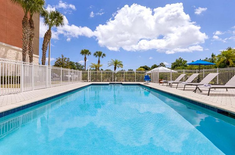 Holiday Inn Express Hotel & Suites Fort Pierce West, an IHG 