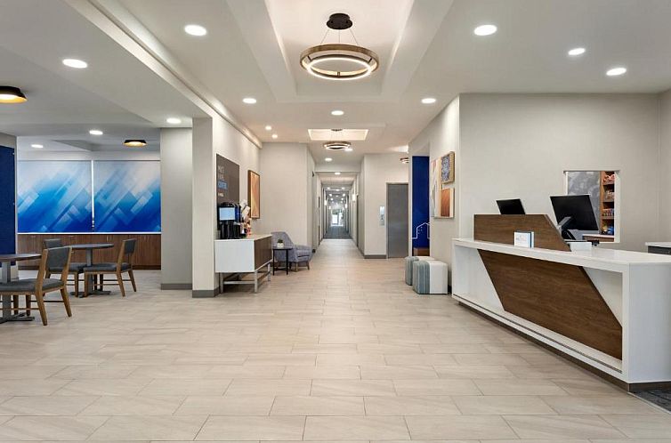 Holiday Inn Express Hotel & Suites Fort Pierce West, an IHG 