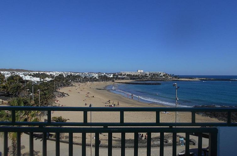 RealRent Costa Teguise Beach