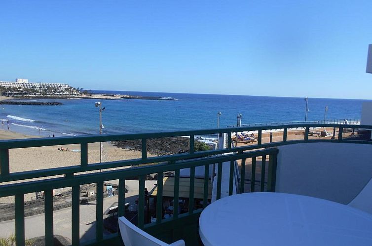 RealRent Costa Teguise Beach