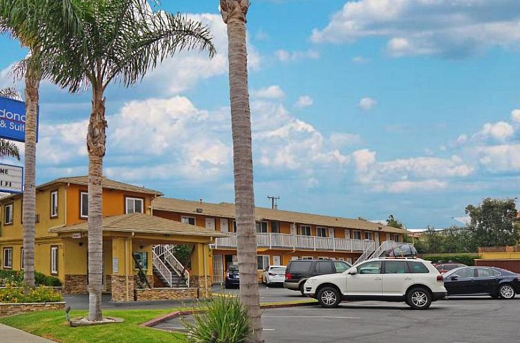 Redondo Inn and Suites