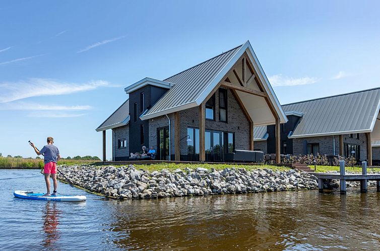 Vrijstaande woning in Friesland, Nederland