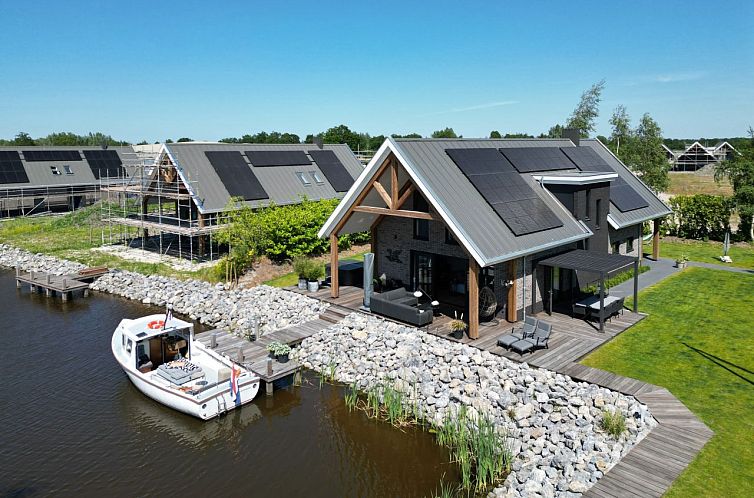 Vrijstaande woning in Friesland, Nederland