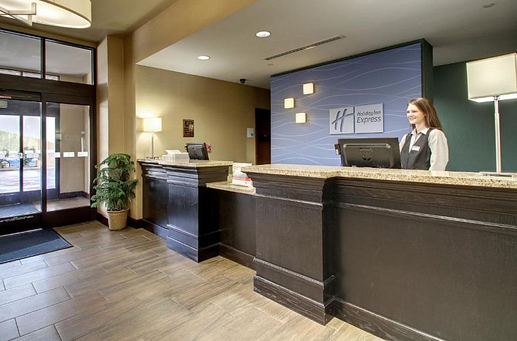 Holiday Inn Express Natchez South West, an IHG Hotel