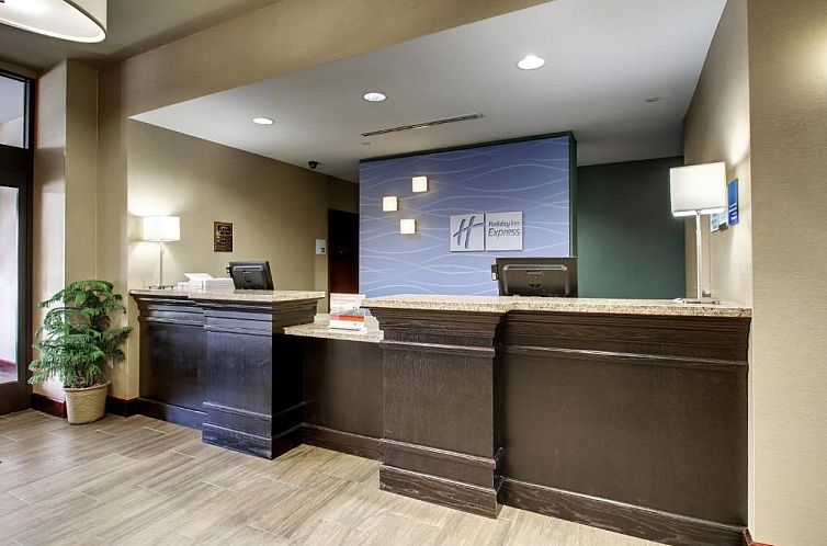 Holiday Inn Express Natchez South West, an IHG Hotel