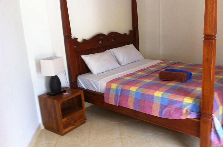 Amed Sari Beach Guesthouse