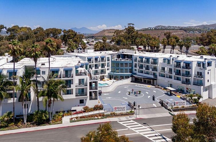 DoubleTree Suites by Hilton Doheny Beach