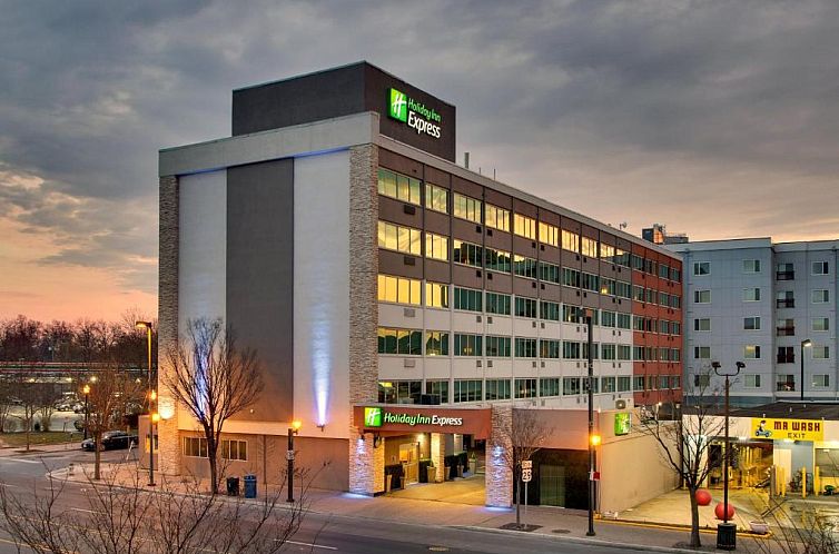 Holiday Inn Express Washington DC Silver Spring, an IHG Hote